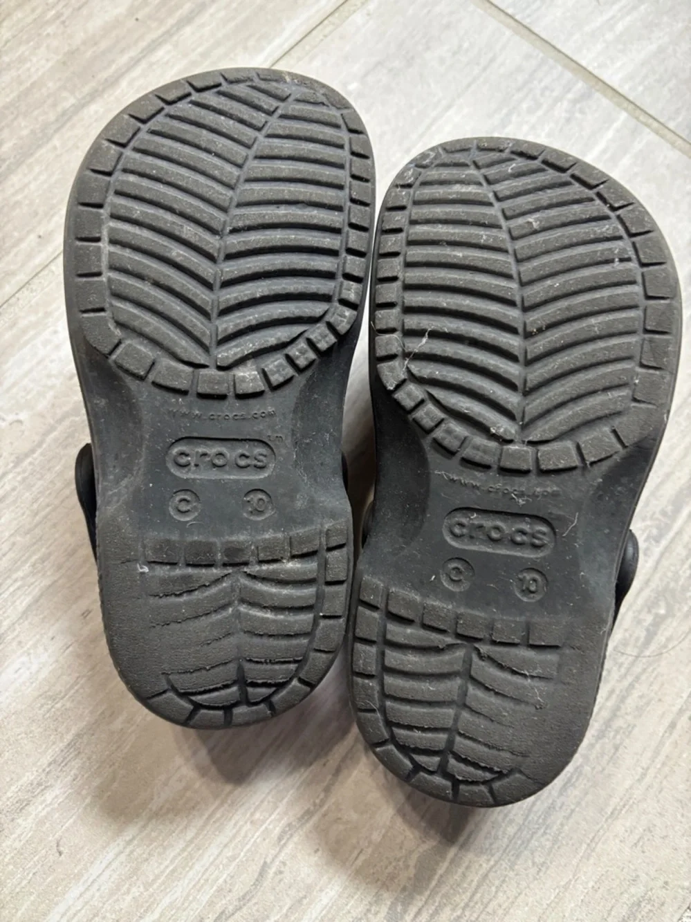 CROCS Kids Classic Clog - Black - Picture 3 of 4